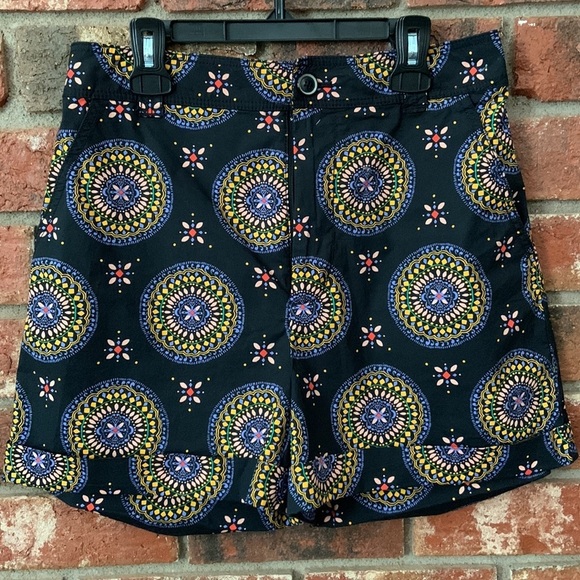 Maeve Black Medallion High Rise Shorts - Picture 2 of 11